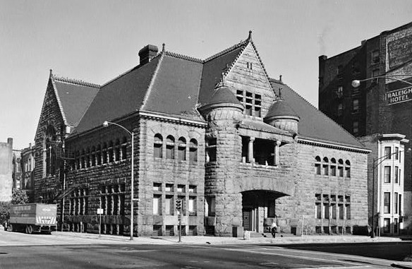 Photograph of Former Chicago Historical Society Building