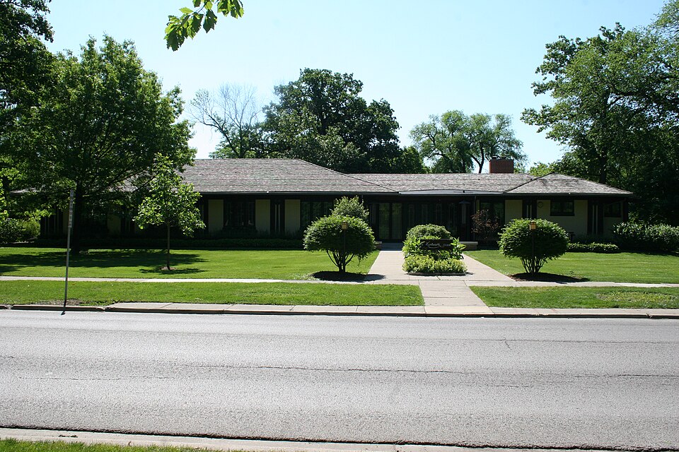 Photograph of Kenilworth Club