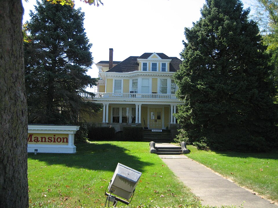 Photograph of John R. Oughton House