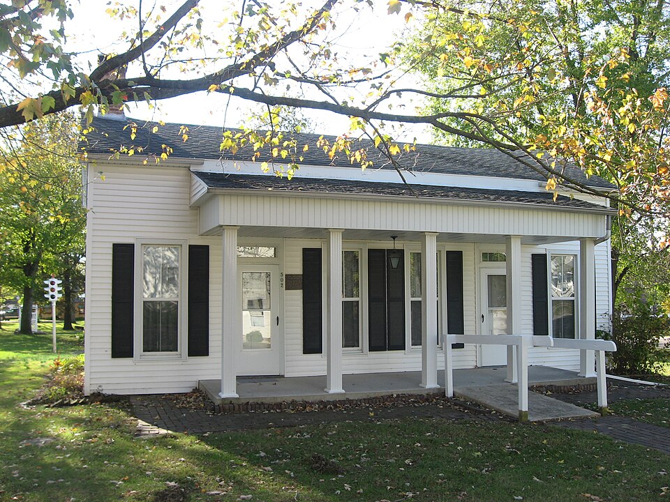 Photograph of Manly-McCann House