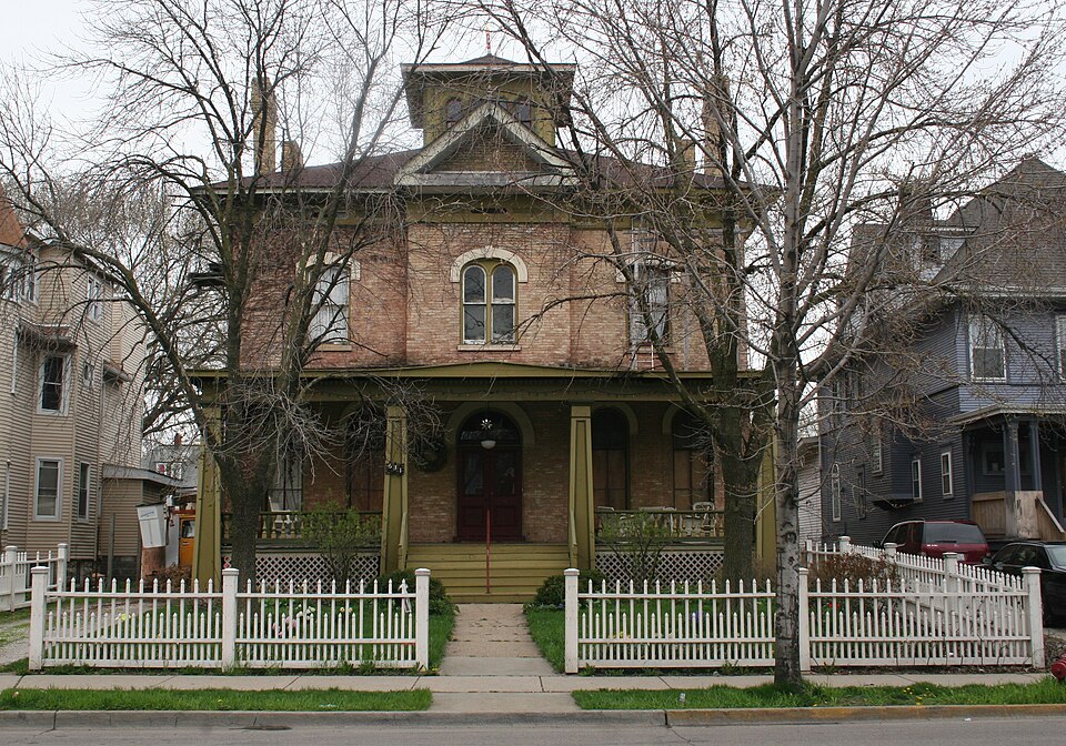 Photograph of Seth Warner House