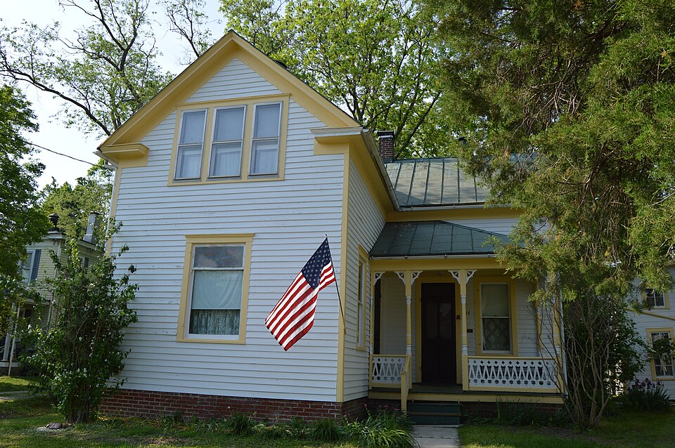 Photograph of Heritage House Museum