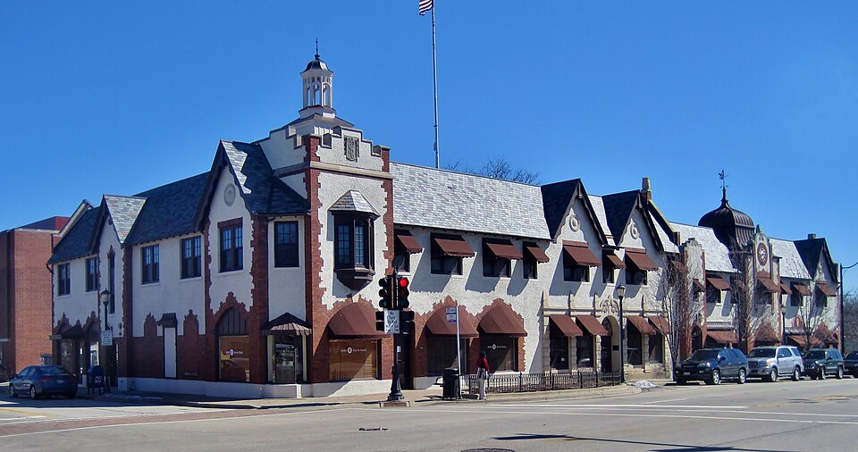 Photograph of Public Service Building