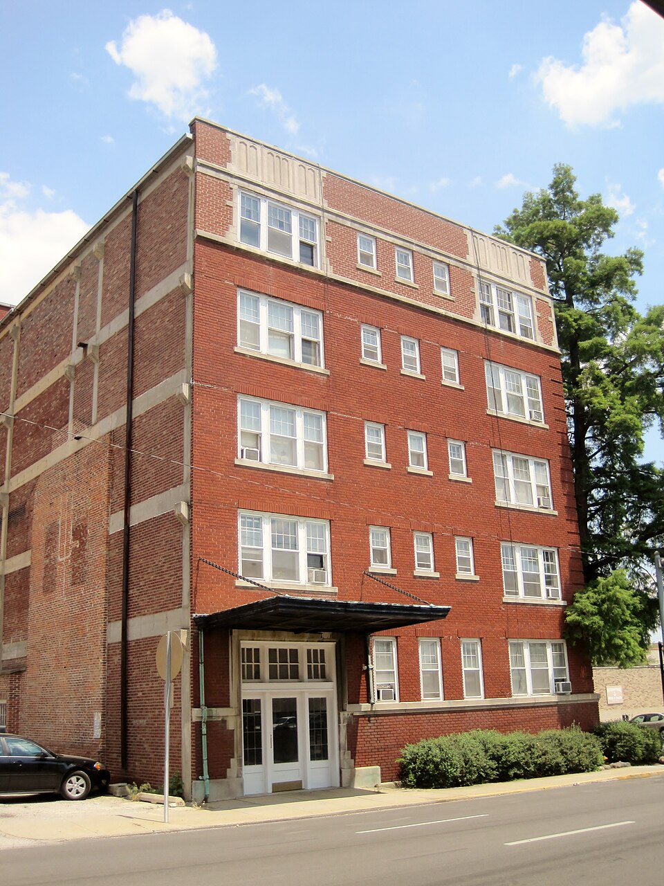 Photograph of Hickox Apartments