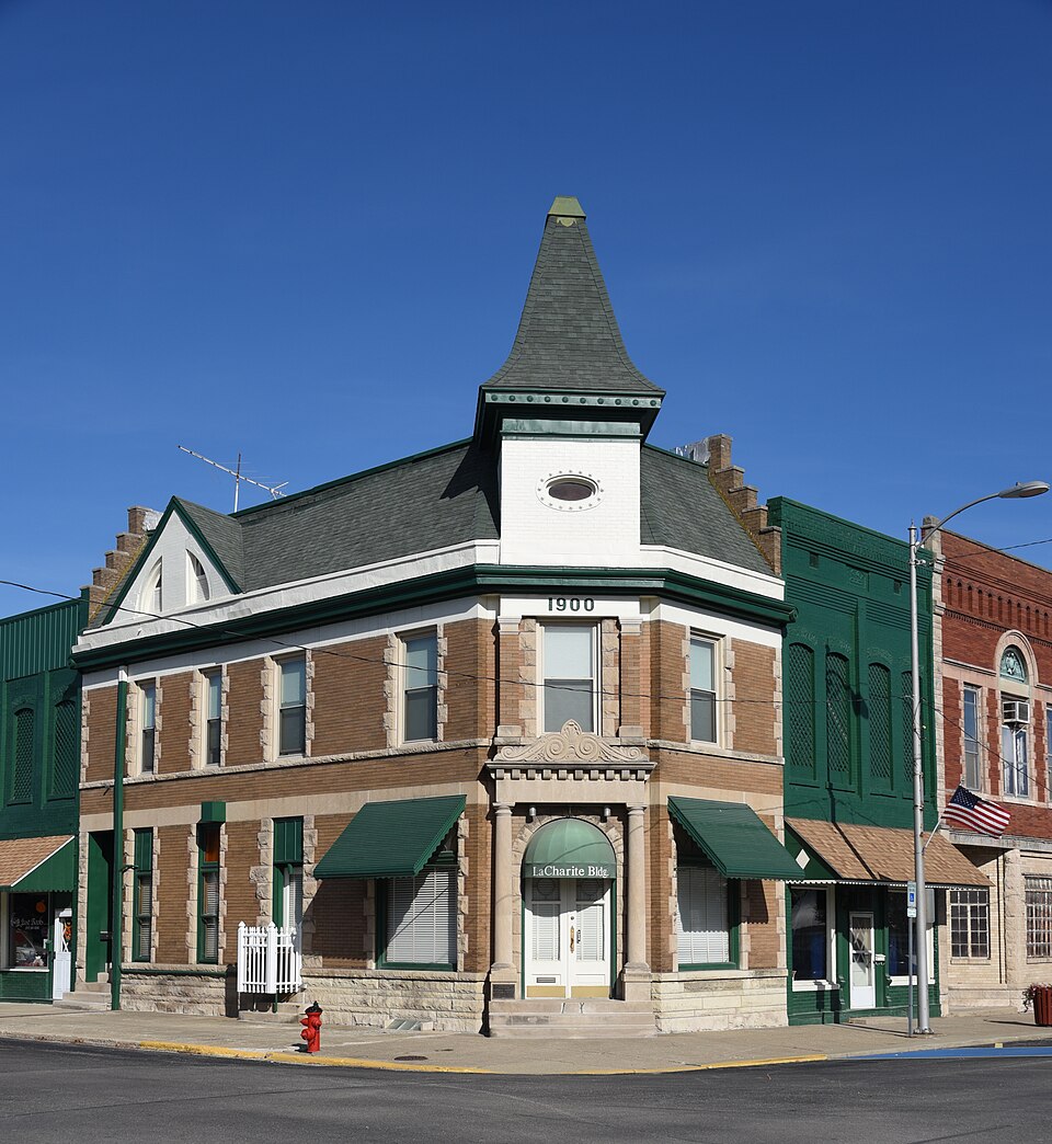 Photograph of Illinois State Bank Building