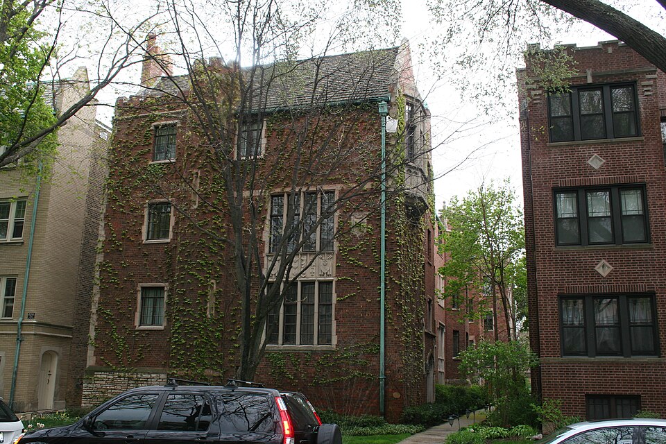 Photograph of Building at 813-815 Forest Avenue