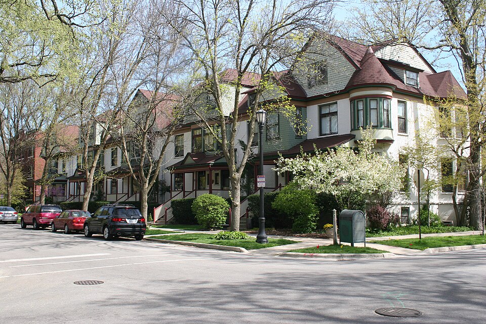 Photograph of Building at 1101-1113 Maple Avenue