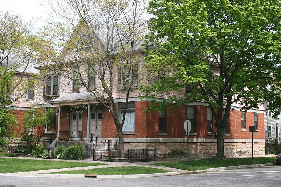 Photograph of Building at 1301-1303 Judson Avenue