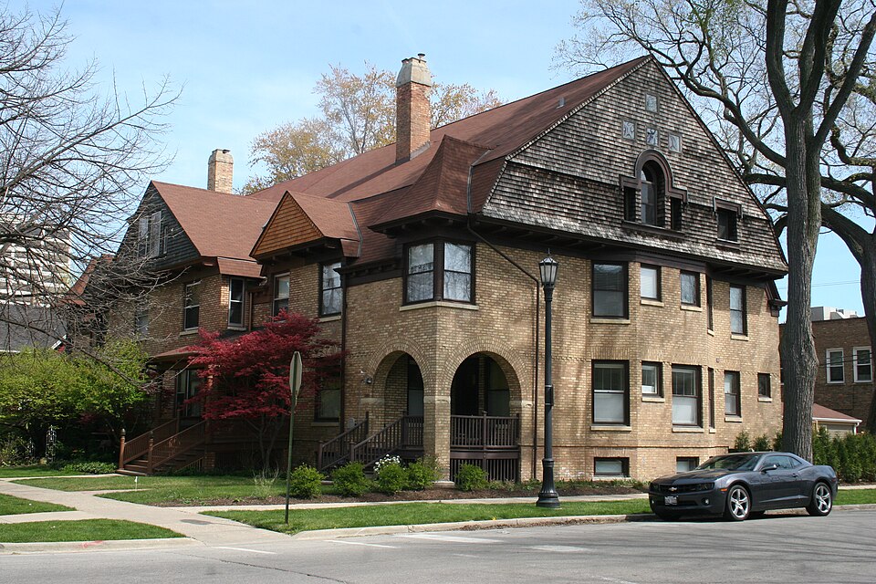 Photograph of Building at 1401-1407 Elmwood Avenue