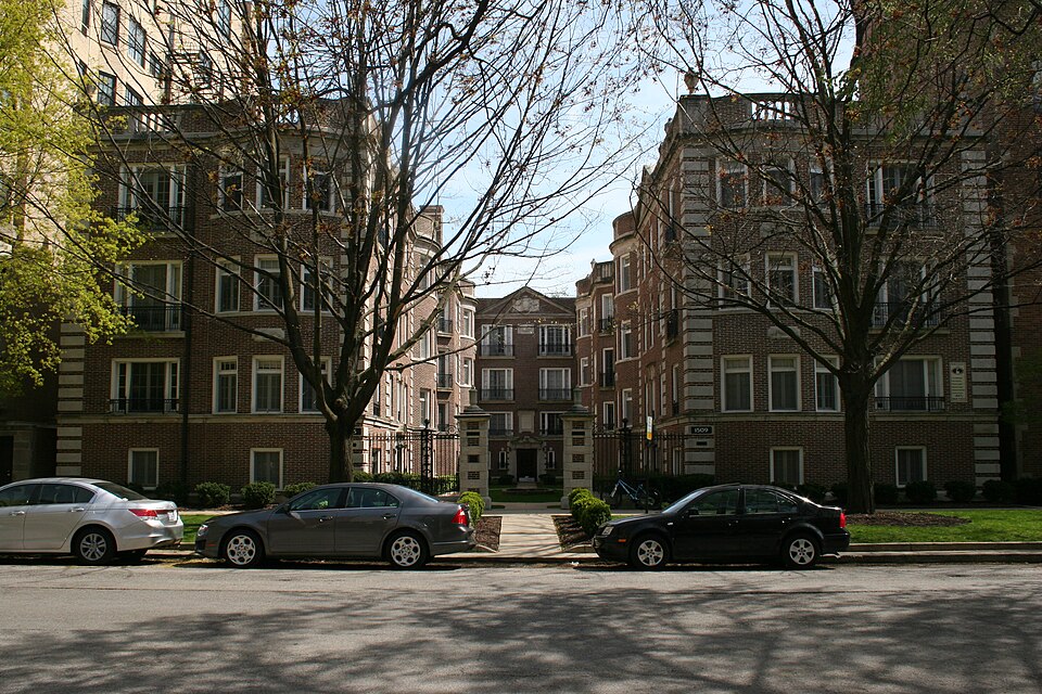 Photograph of Hillcrest Apartment