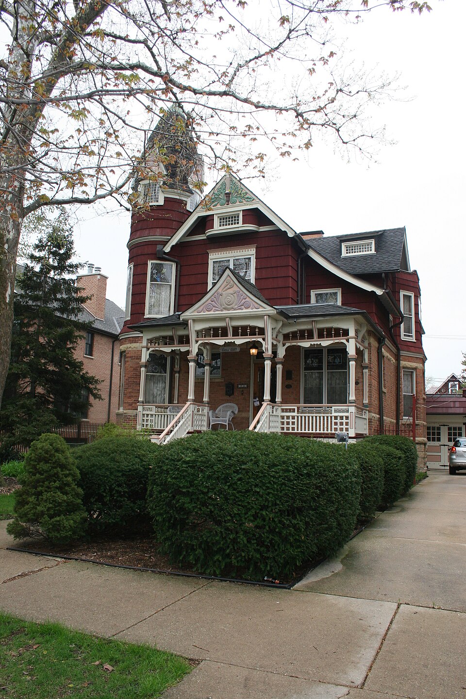 Photograph of Charles N. Loucks House