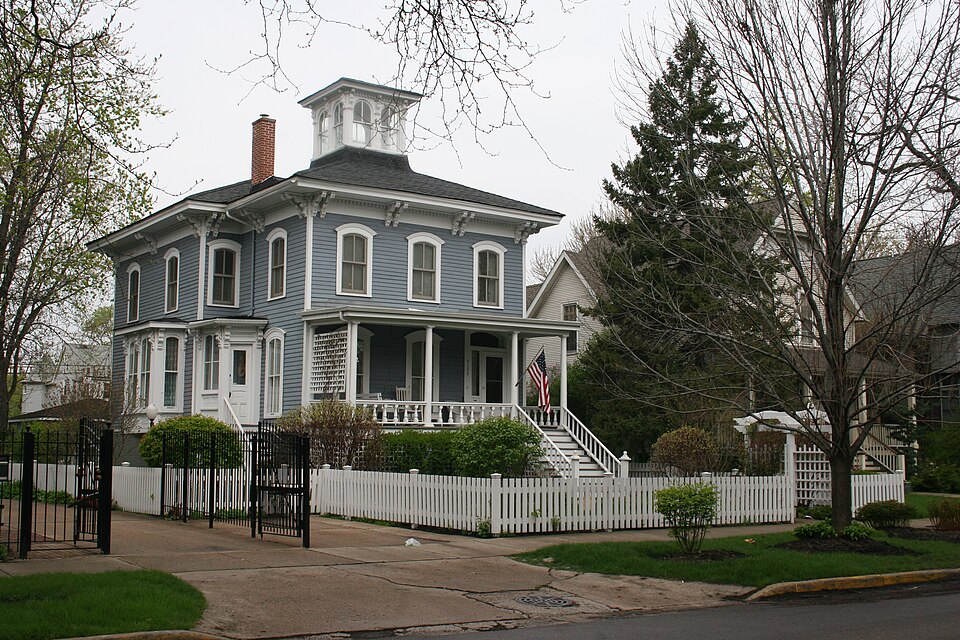 Photograph of Ropp-Grabill House