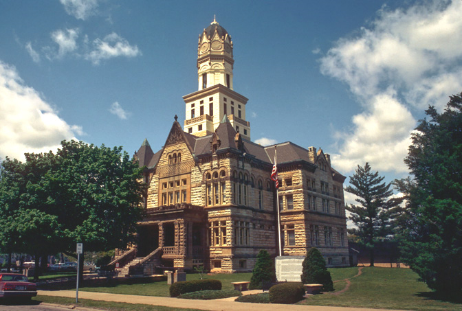 Photograph of Jersey County Courthouse
