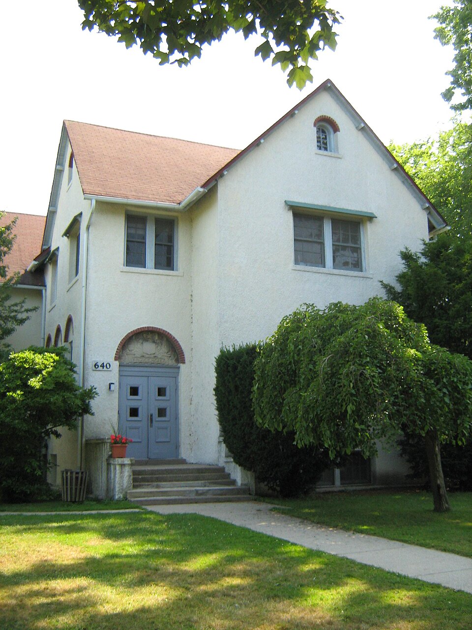 Photograph of Old Roycemore School building