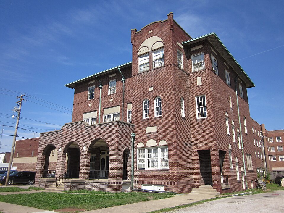 Photograph of Paris Elks Lodge No. 812 Building