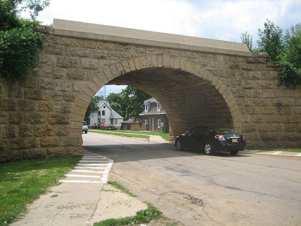 Photograph of Illinois Central Stone Arch Railroad Bridges