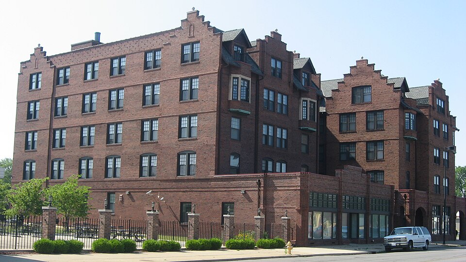 Photograph of Holland Apartments