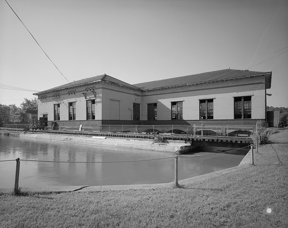 Photograph of Marseilles Hydro Plant