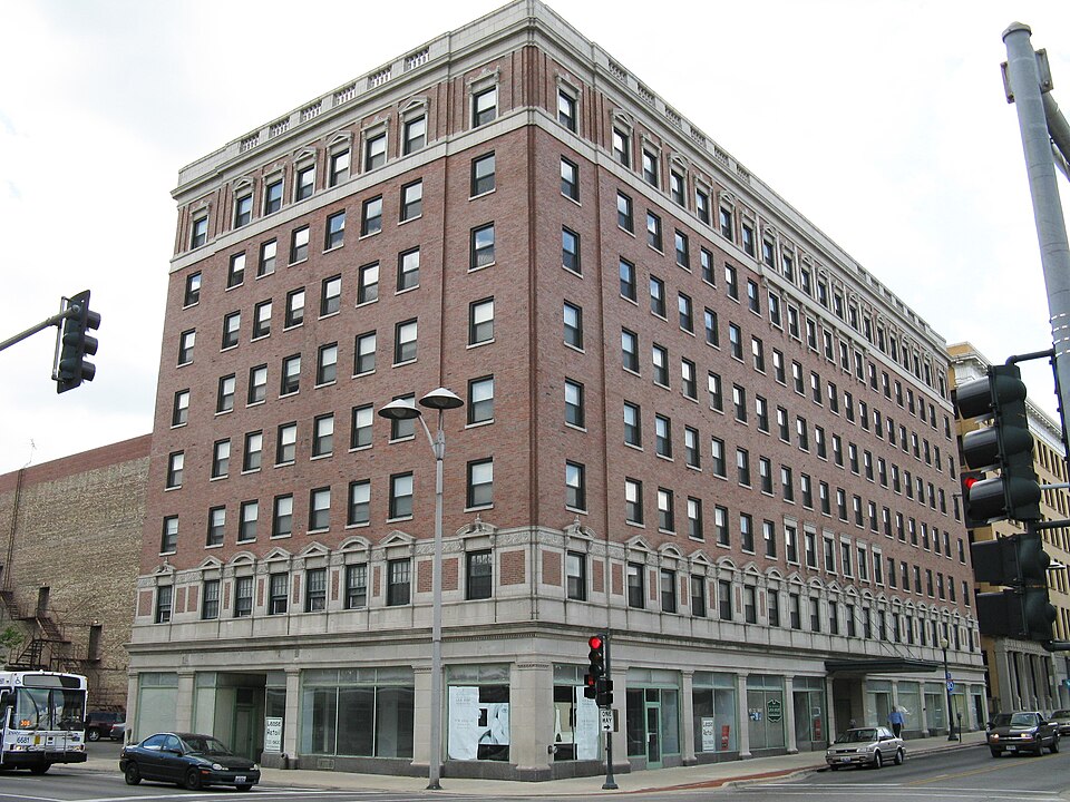 Photograph of Louis Joliet Hotel