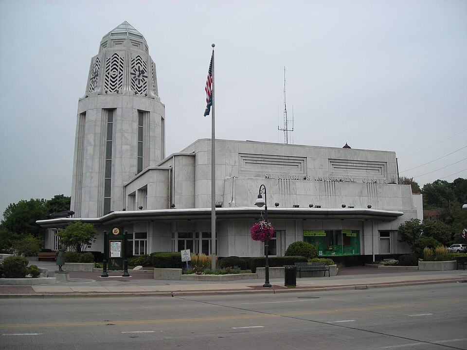 Photograph of St. Charles Municipal Building