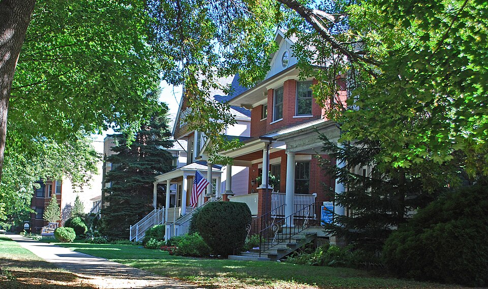 Photograph of East Ravenswood Historic District