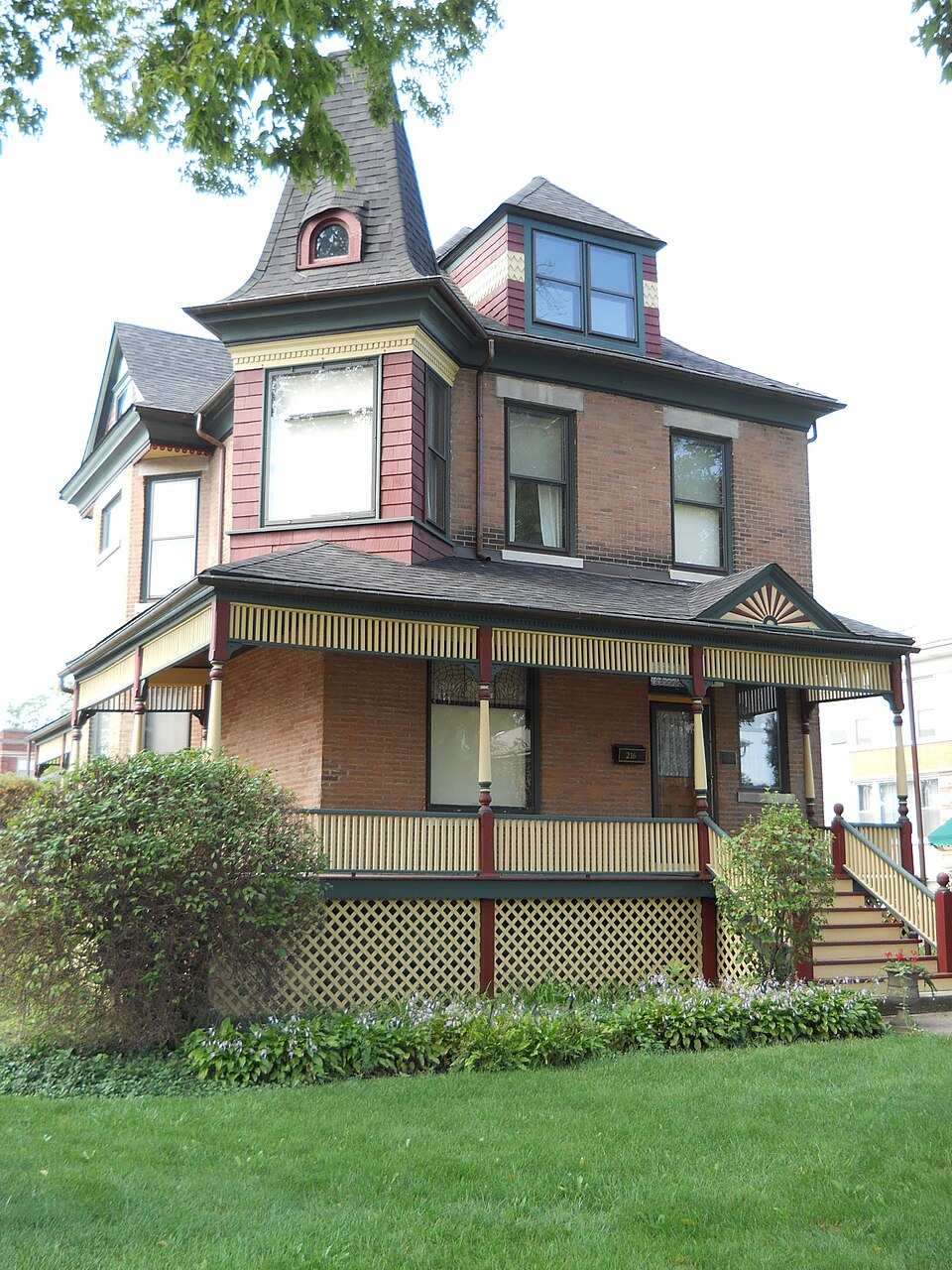 Photograph of Harry H. Nichols House