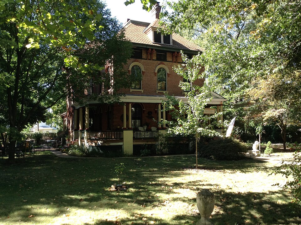 Photograph of Rippon-Kinsella House