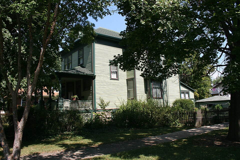 Photograph of Caroline Grow House