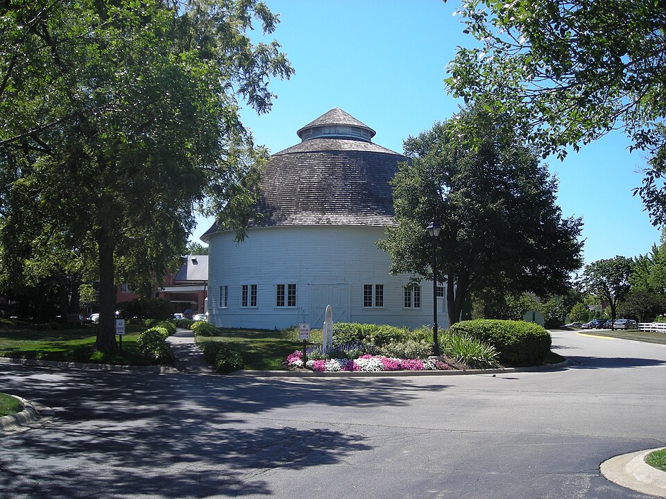 Photograph of Wheeler-Magnus Round Barn
