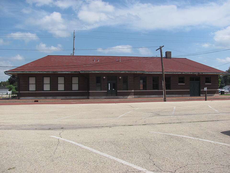 Photograph of Chicago, Burlington & Quincy Railroad Station