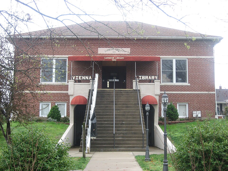 Photograph of Vienna Public Library