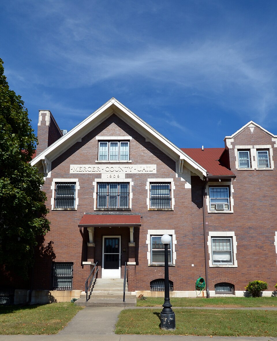 Photograph of Mercer County Jail
