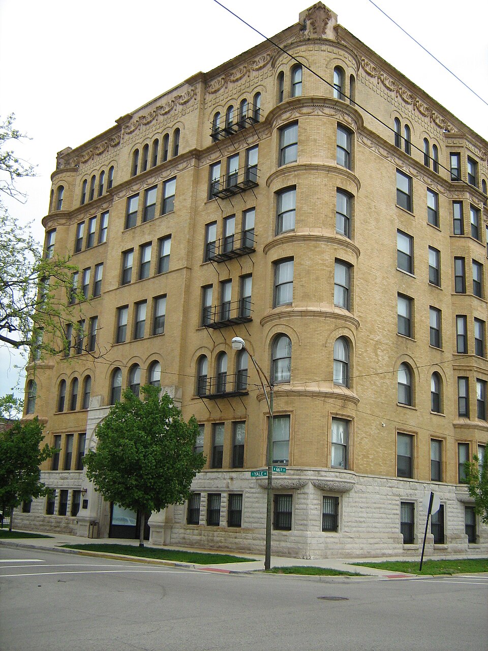 Photograph of Yale Apartments