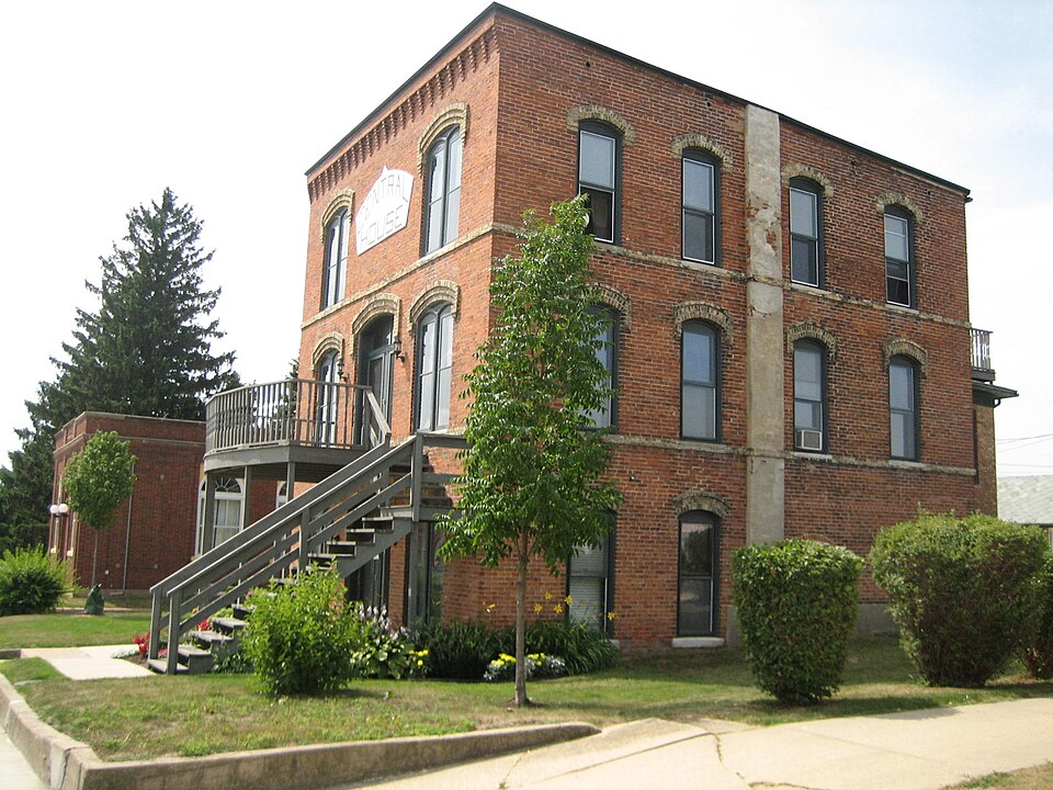 Photograph of Central House