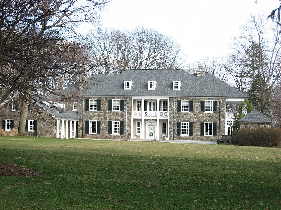 Photograph of Town of Crows Nest Historic District