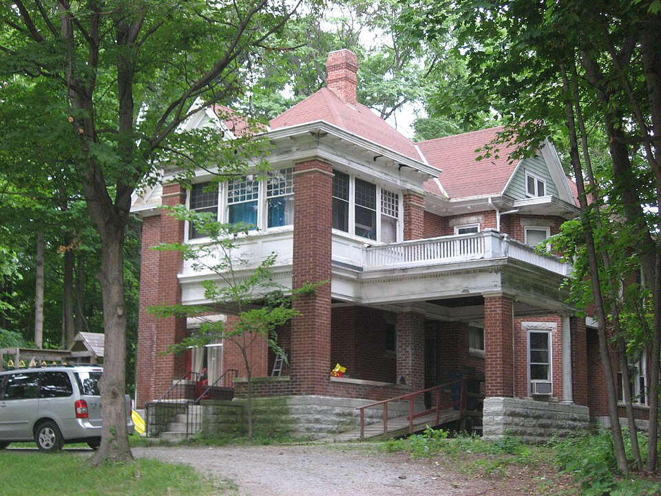 Photograph of David Worth Dennis House
