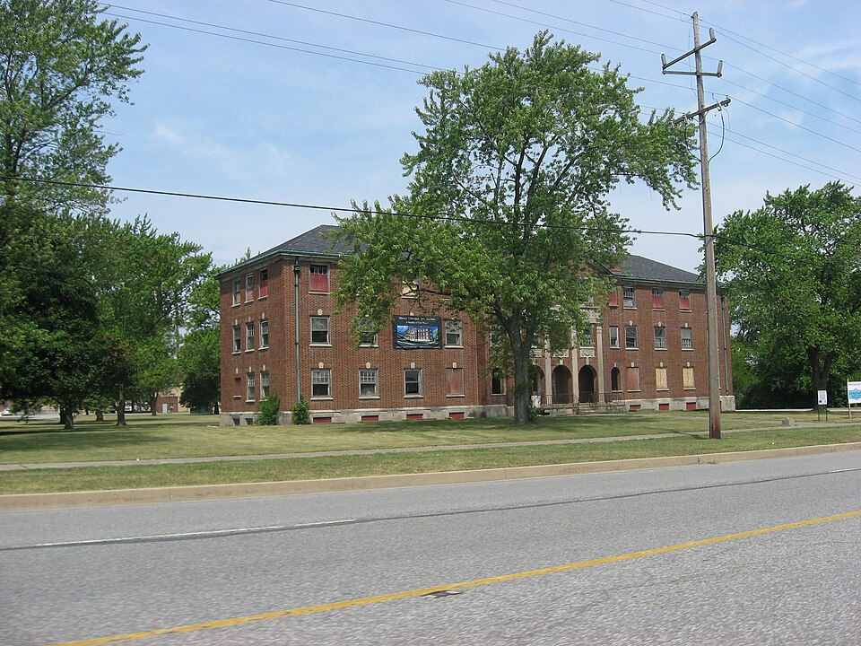 Photograph of Lake County Tuberculosis Sanatorium, Nurses Home and Superintendent's House
