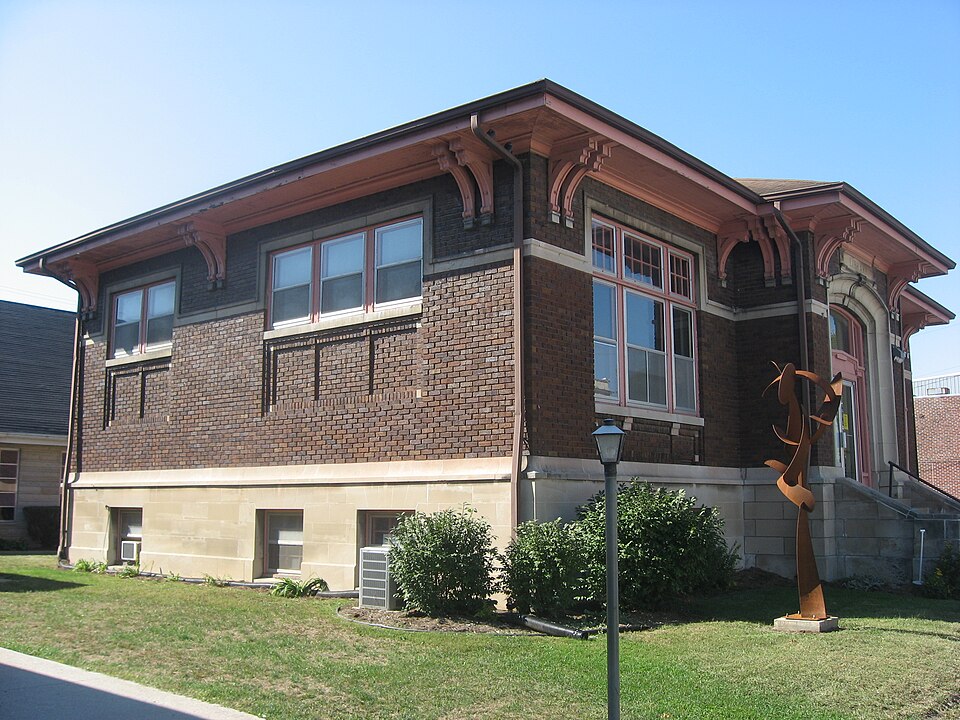 Photograph of Spencer Public Library