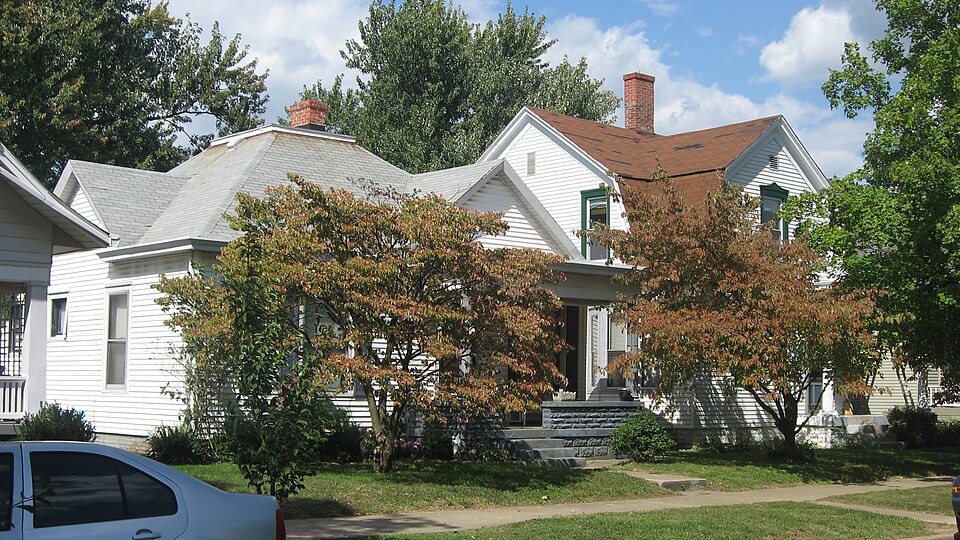 Photograph of Shelby Place Historic District