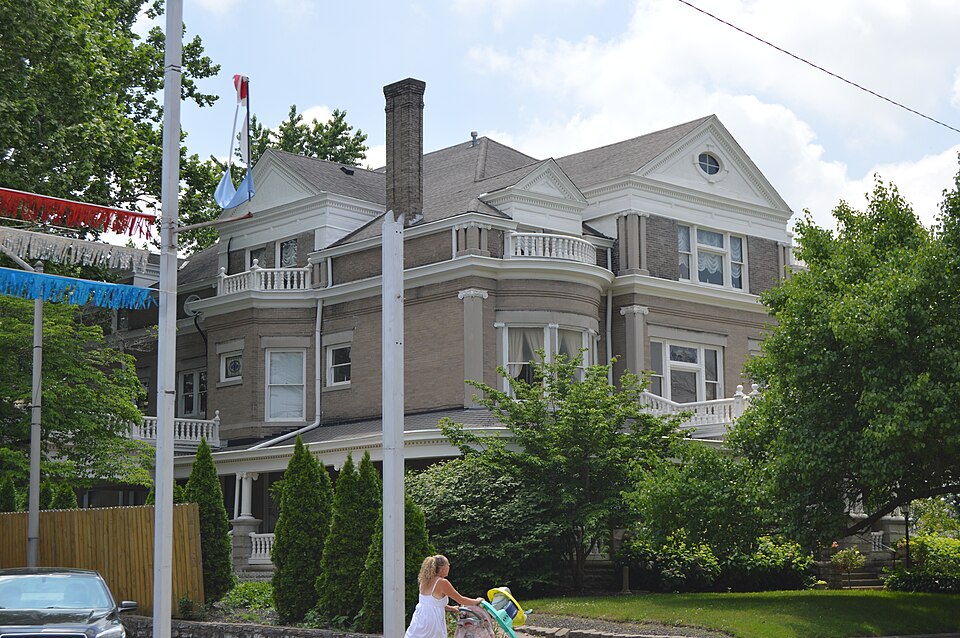 Photograph of Oliver P. and Mary Alice Gaar House
