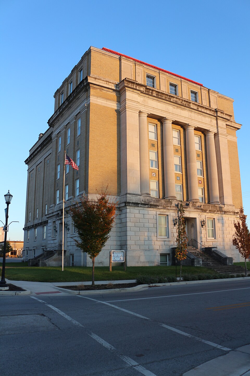 Photograph of Howard Masonic Temple