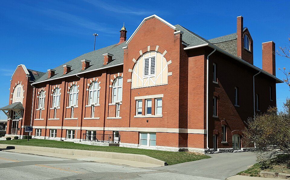 Photograph of South Side Turnverein Hall