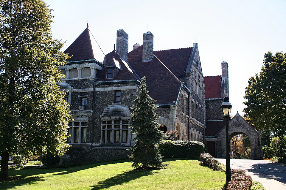 Photograph of Tippecanoe Place