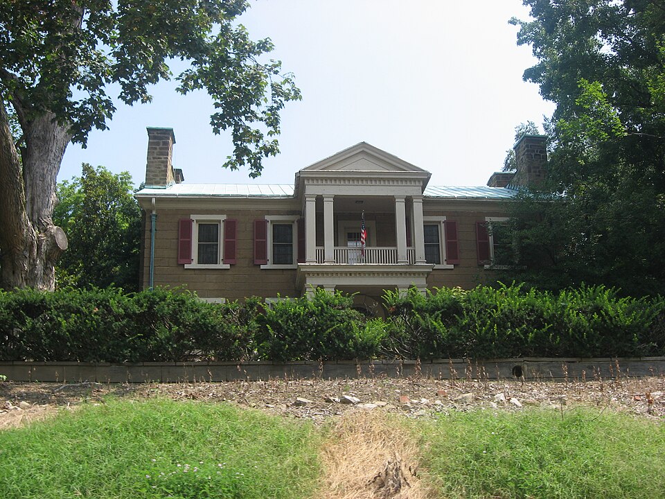 Photograph of Roberts-Morton House