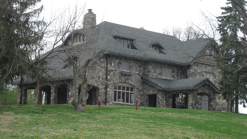 Photograph of Stewart Manor