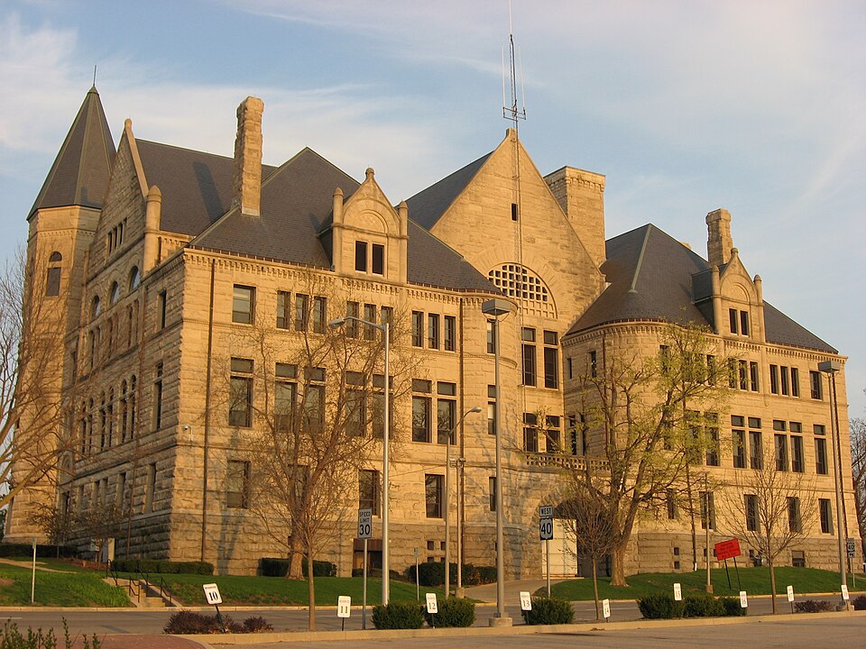 Photograph of Wayne County Courthouse