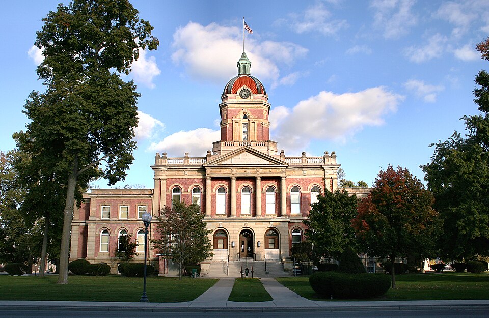 Photograph of Elkhart County Courthouse