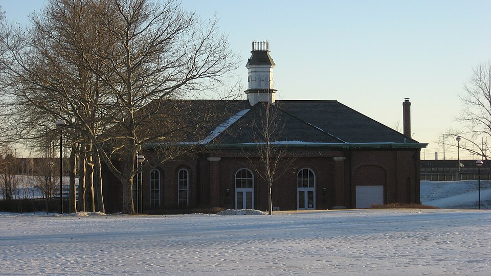 Photograph of West Washington Street Pumping Station
