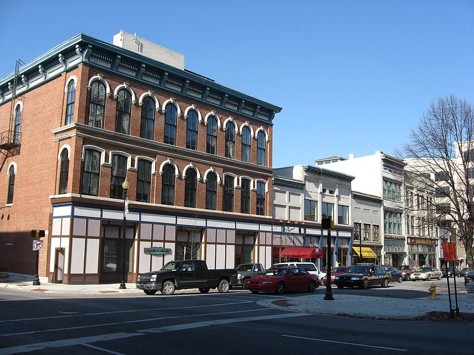 Photograph of Downtown Lafayette Historic District