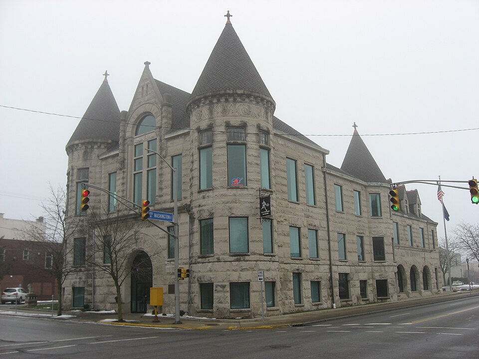 Photograph of Kokomo City Building